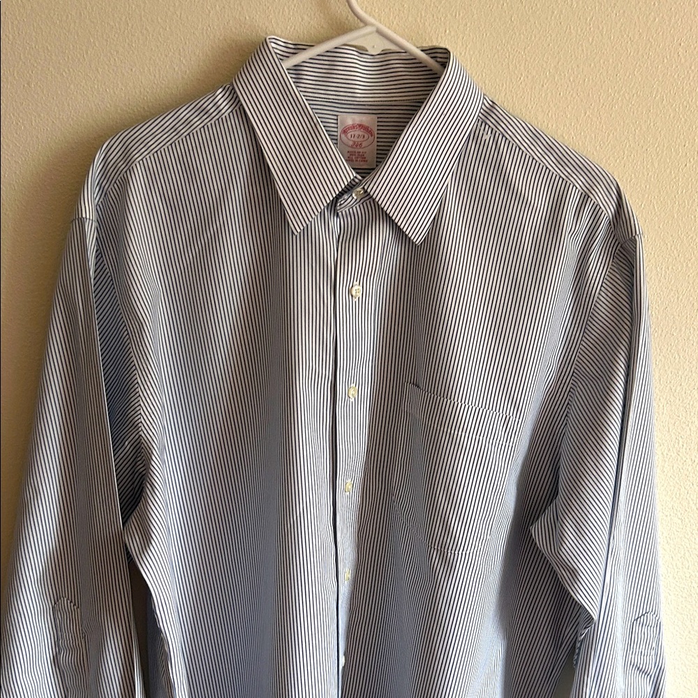 Brooks Brothers Classic Blue and White Pinstripe Cotton Shirt 17 2/3